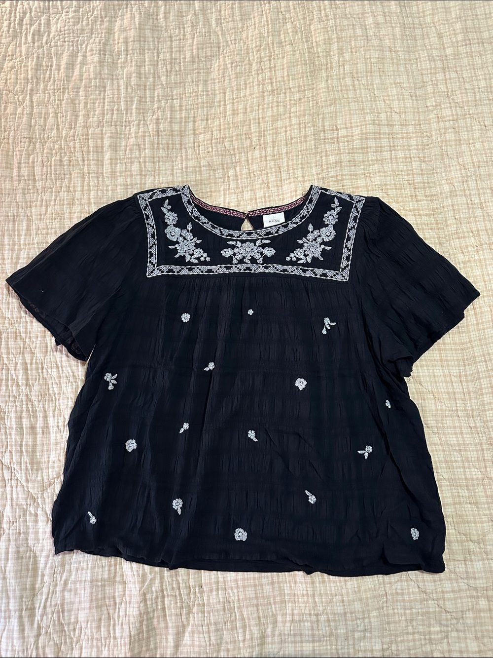 Knox Rose Black Short-Sleeve Embroidered Peasant Blouse